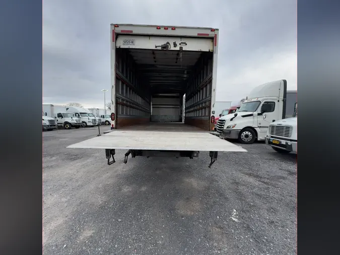 2019 FREIGHTLINER/MERCEDES M2 106