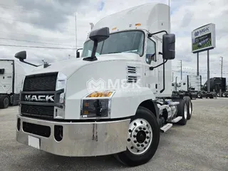 2020 MACK AN64T