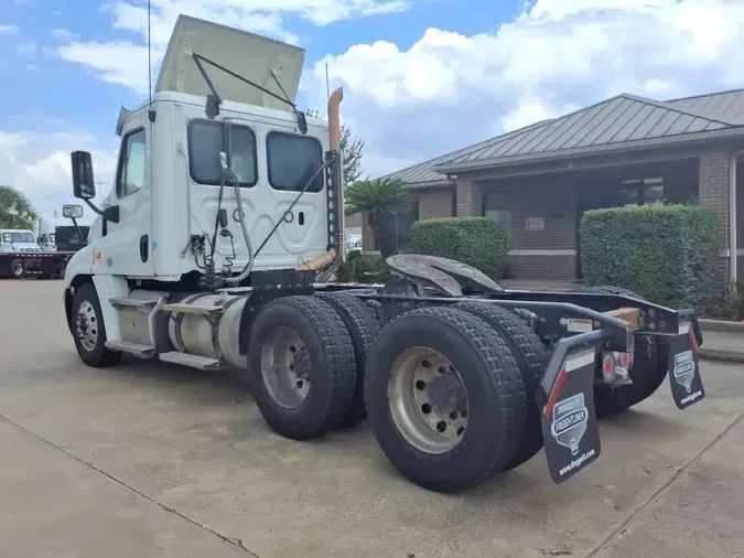 2019 FREIGHTLINER/MERCEDES CASCADIA 125