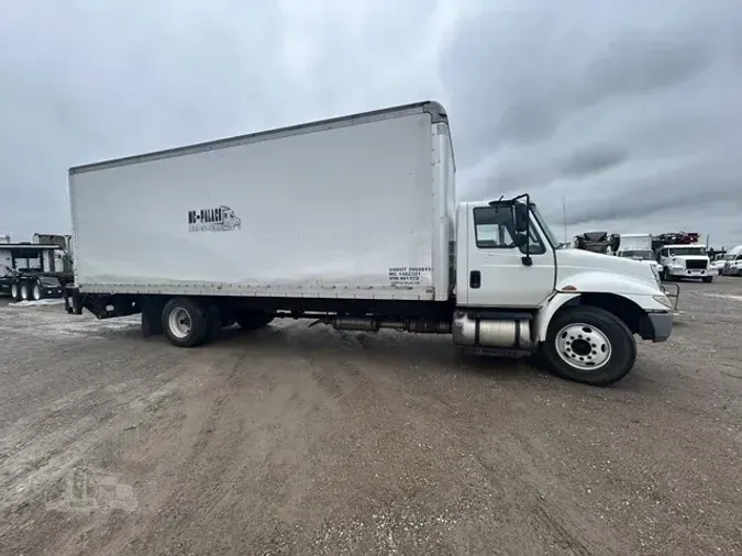 2017 INTERNATIONAL DURASTAR 4300