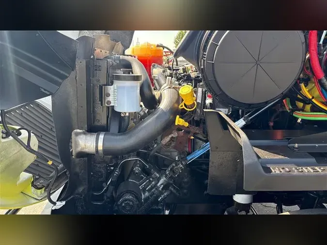 2018 INTERNATIONAL RH613