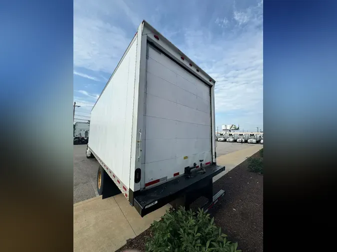 2019 FREIGHTLINER/MERCEDES M2 106