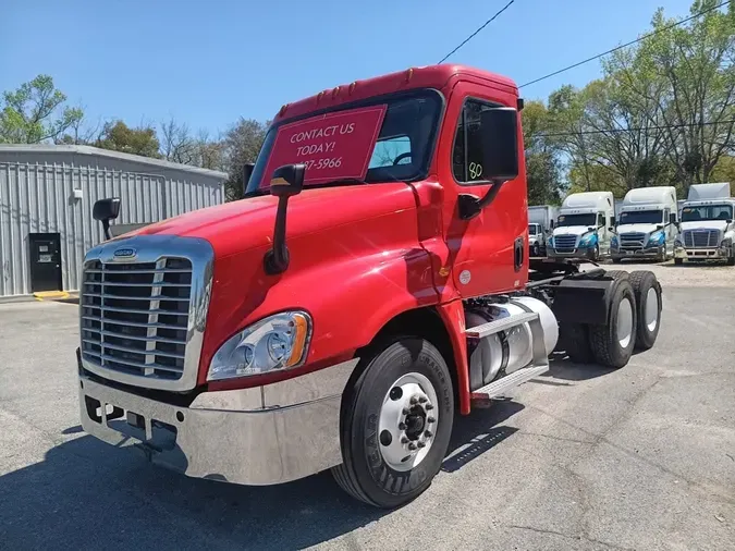 2019 FREIGHTLINER/MERCEDES CASCADIA 125