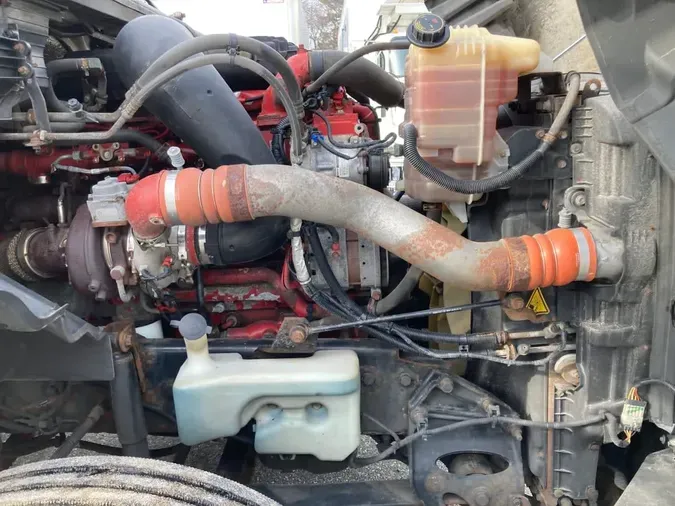 2019 NAVISTAR INTERNATIONAL LT625 DAYCAB T/Aa2335a220fa1175c1bff93cc04beb2e7