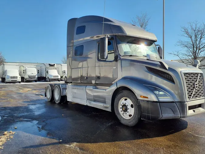 2019 VOLVO VNL64T-760