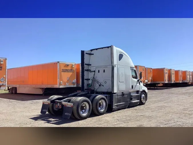 2021 Freightliner Cascadia