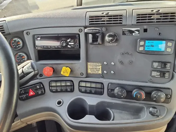 2019 FREIGHTLINER/MERCEDES CASCADIA 125a23c2760ad99450e521bd8d40002e652