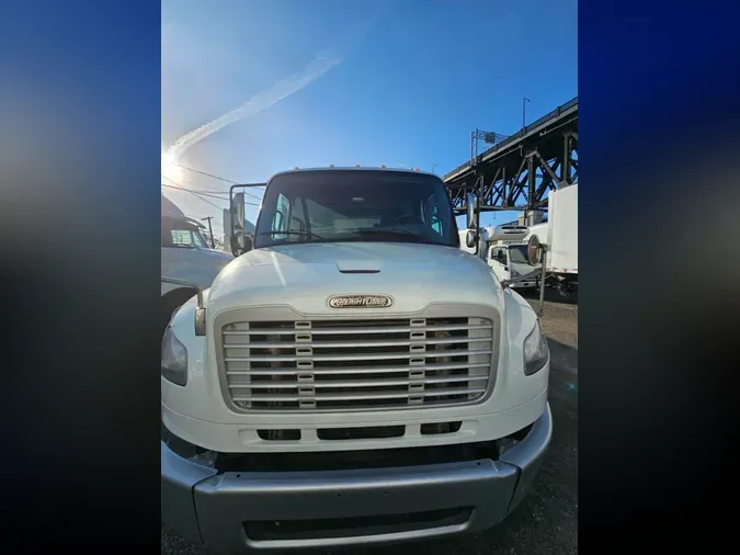 2015 FREIGHTLINER/MERCEDES M2 106