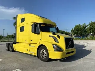 2017 VOLVO VN 630