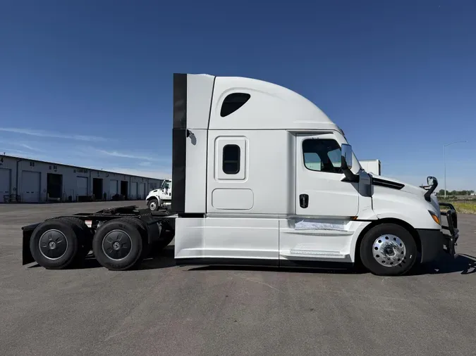 2023 Freightliner Cascadia