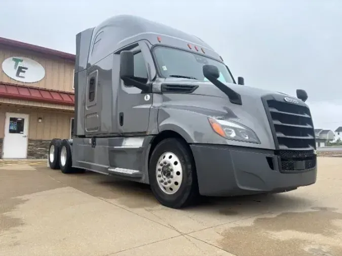 2022 Freightliner Cascadia 126a243bad85d9ab85dae074e6cc5c10bb4