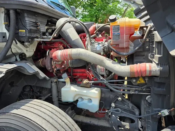 2020 NAVISTAR INTERNATIONAL LT625 DAYCAB S/A
