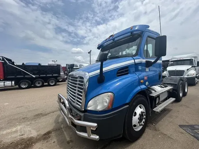 2015 FREIGHTLINER CASCADIA 113a248d96086bd0f257c5a4e31e39b69e0