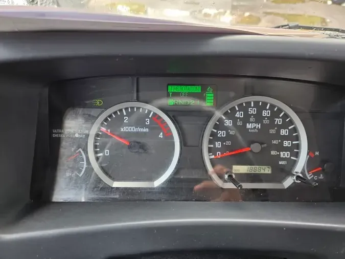 2017 ISUZU NQR