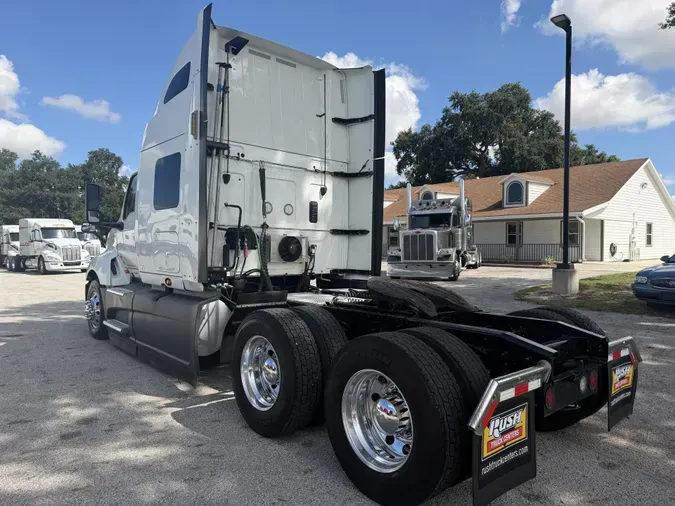 2022 International LT625
