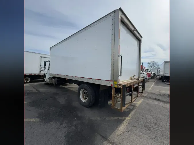 2019 FREIGHTLINER/MERCEDES M2 106