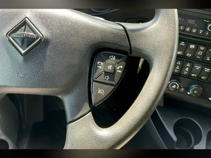 2022 INT LT625 6x4