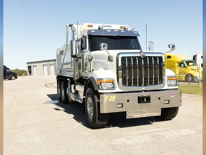 2024 INTERNATIONAL HX