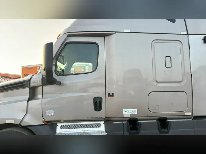 2023 Freightliner Cascadia