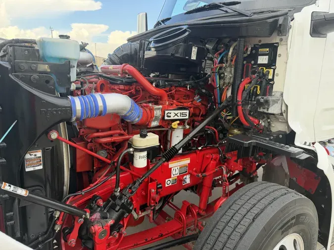 2023 Peterbilt 567
