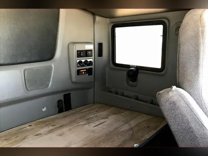 2021 INT LT625 6x4