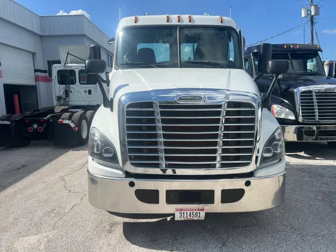 2016 FREIGHTLINER/MERCEDES CASCADIA 125