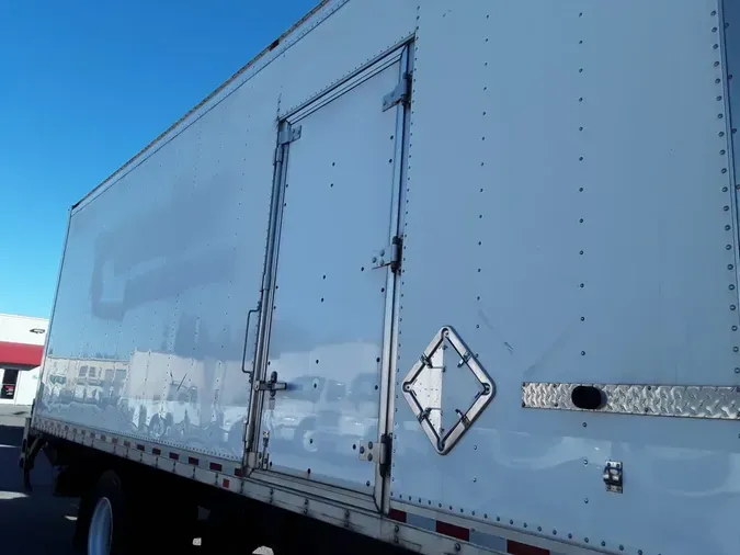 2019 FREIGHTLINER/MERCEDES M2 106