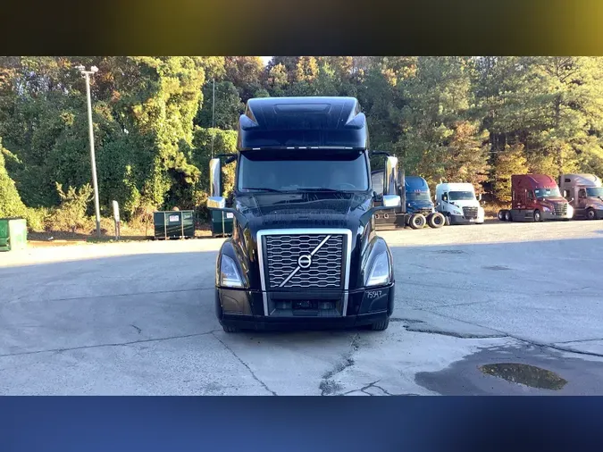 2023 Volvo VNL860