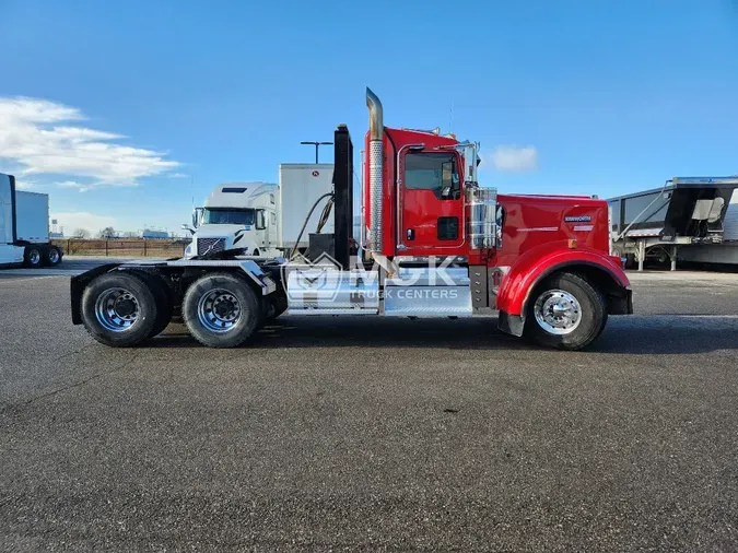 2022 KENWORTH W900L