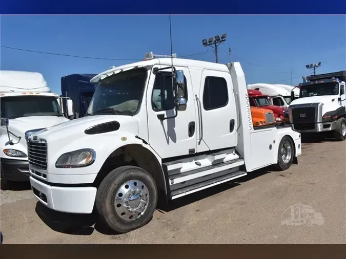 2008 FREIGHTLINER BUSINESS CLASS M2 106