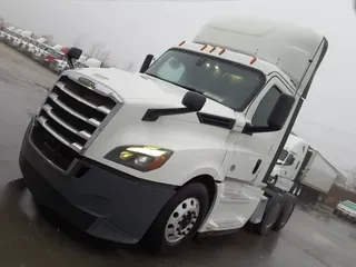 2018 FREIGHTLINER/MERCEDES NEW CASCADIA PX12664