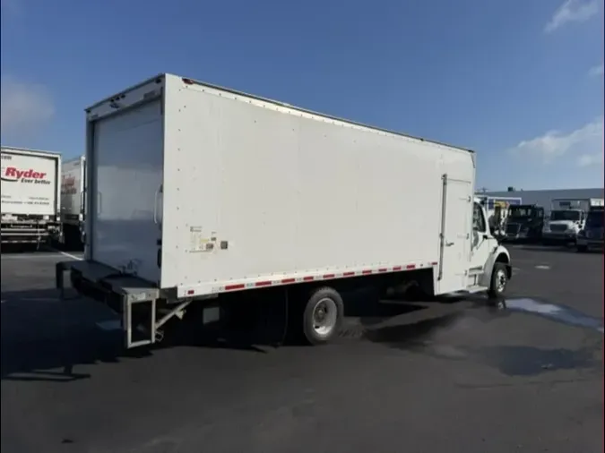 2020 FREIGHTLINER/MERCEDES M2 106