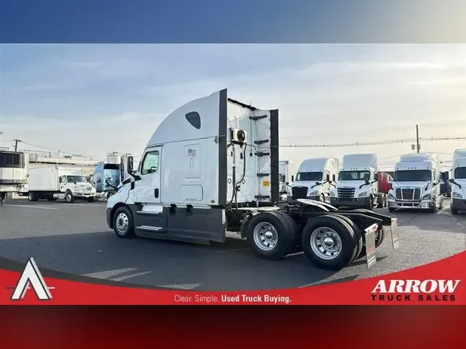 2020 FREIGHTLINER CA126