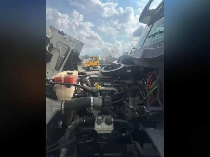 2019 FREIGHTLINER/MERCEDES CASCADIA 125a27ec00057cebd9197b57915eaf6bf5e