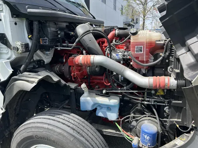 2025 International LT625a281662705cd872e3754ac8ff4ed9b3d