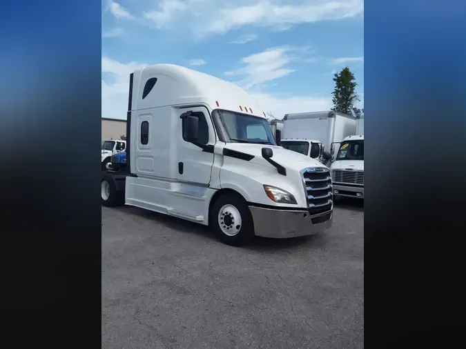2020 FREIGHTLINER/MERCEDES NEW CASCADIA PX12664