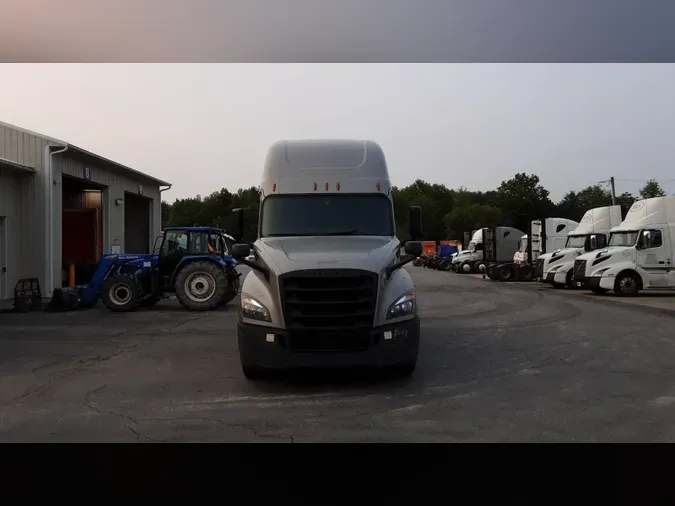 2020 Freightliner Cascadia