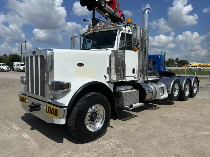 2019 Peterbilt 389