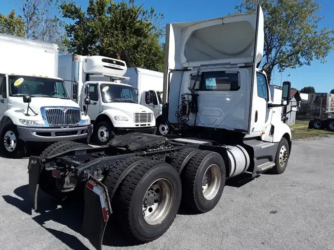 2020 NAVISTAR INTERNATIONAL LT625 DAYCAB T/A