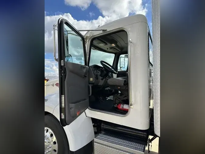 2020 PETERBILT 337