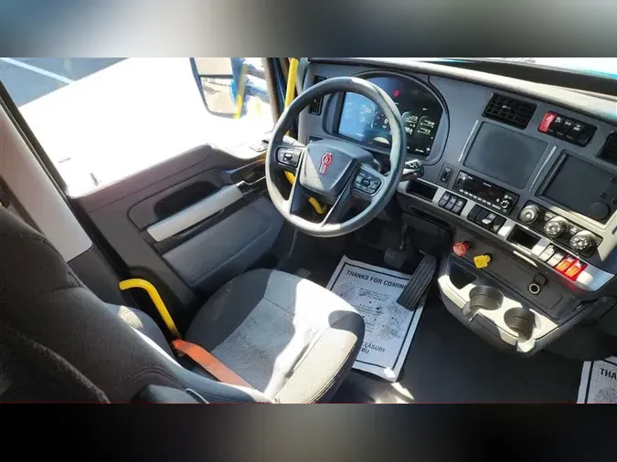 2022 KENWORTH T680