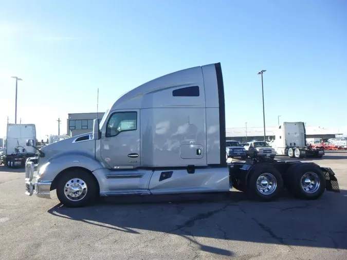 2022 Kenworth T680