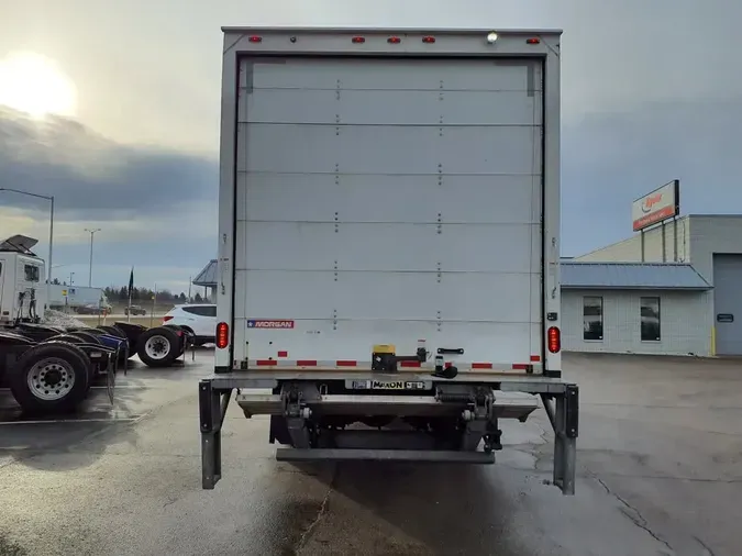 2019 FREIGHTLINER/MERCEDES M2 106