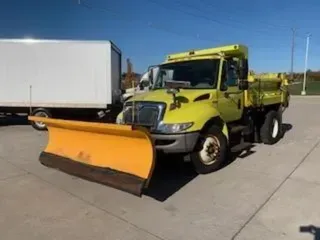 2009 International DURASTAR 4400