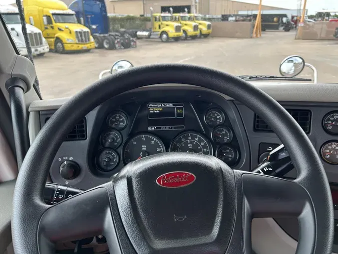 2020 Peterbilt 567