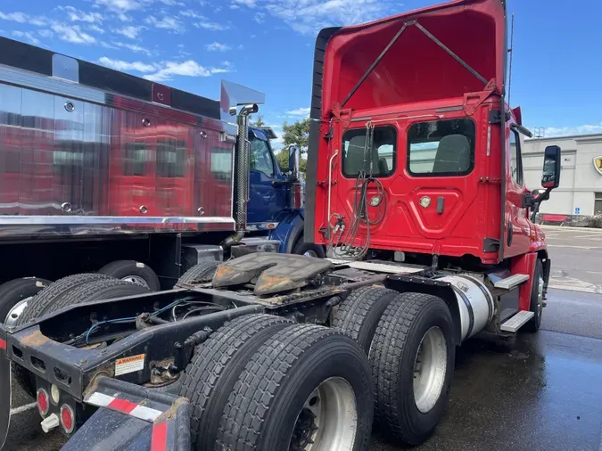 2019 Freightliner Cascadia
