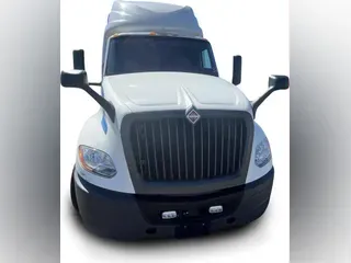 2022 International LT625