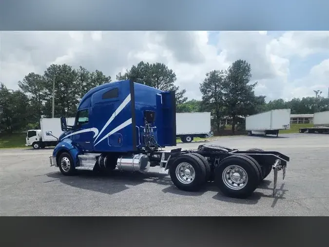 2021 KENWORTH T680