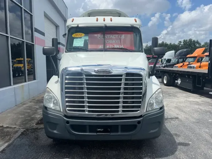 2016 FREIGHTLINER CASCADIA 125