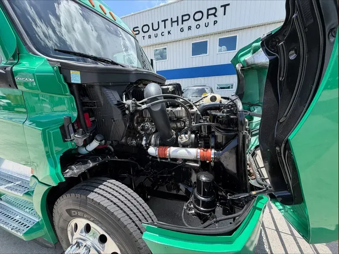 2022 Freightliner PT126SLP